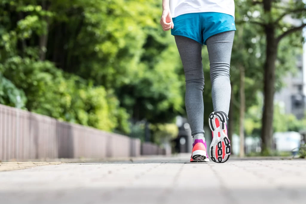 膝を守るための歩行チェック！！！